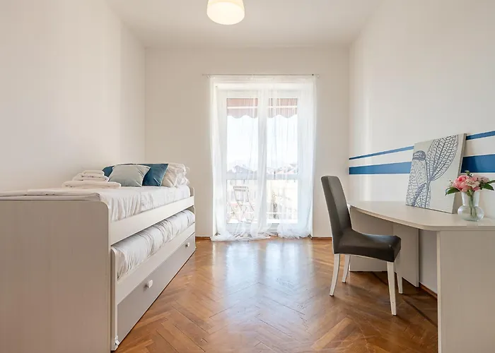 Apartamento Metro Rivoli - High-end Vista Alpi - Grandmaison *